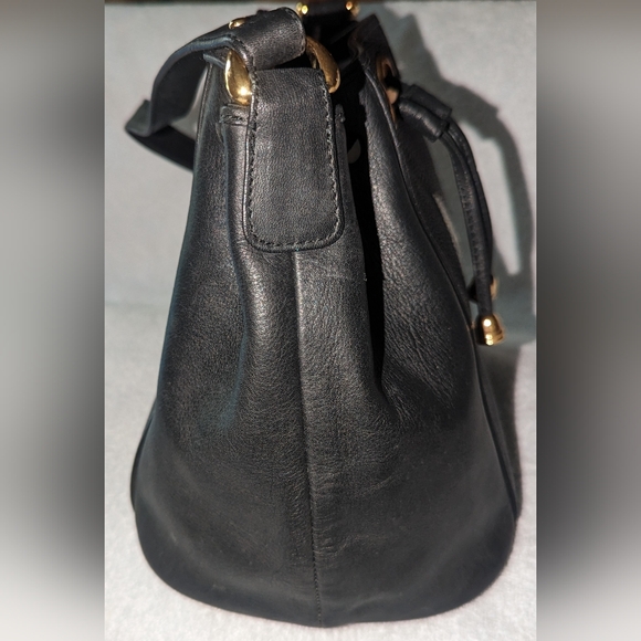 Pako Mikel Stingray black drawstring handbag. - Picture 5 of 11
